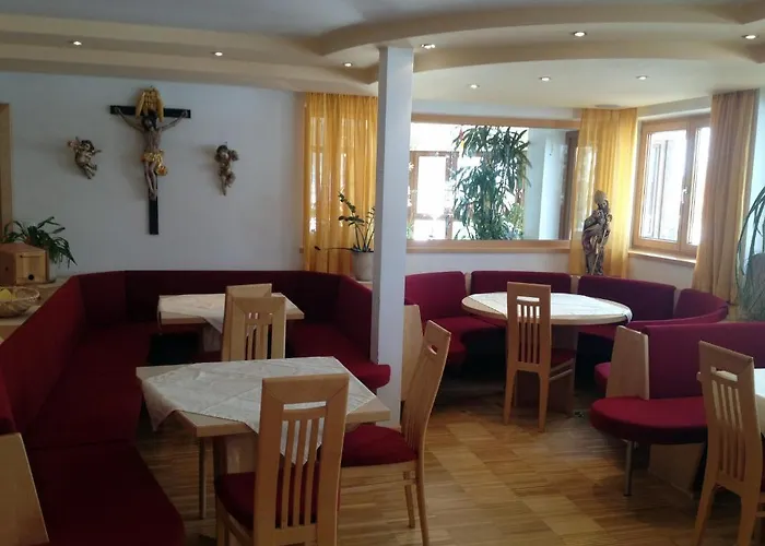 Wallnoefer بيت ضيافة 3*