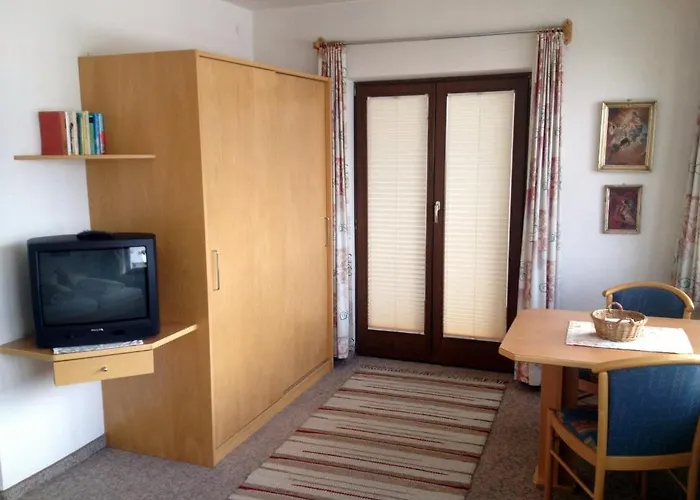 Wallnoefer بيت ضيافة ميمنغ