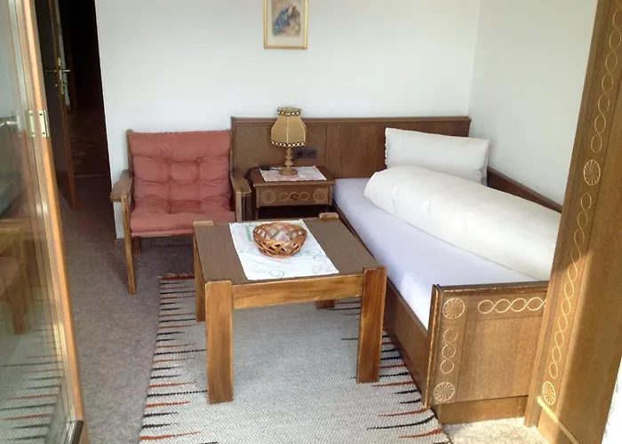 Wallnoefer بيت ضيافة